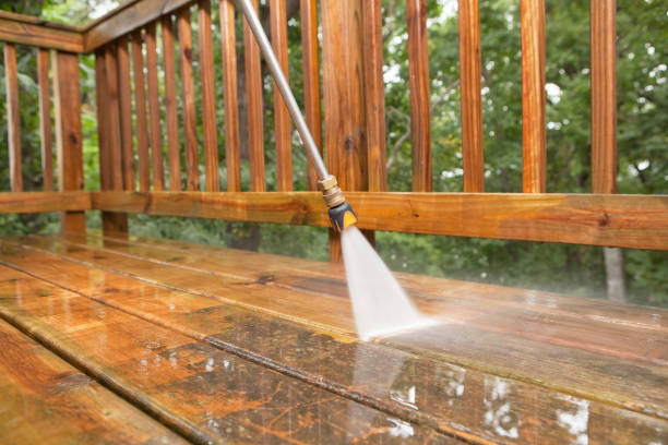 Why Choose Our Certified Pressure Washing Experts for Your Project Needs in Oak Park, MI?